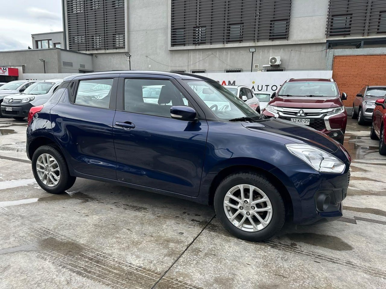 Suzuki SWIFT 2021 - Foto 3 de 18