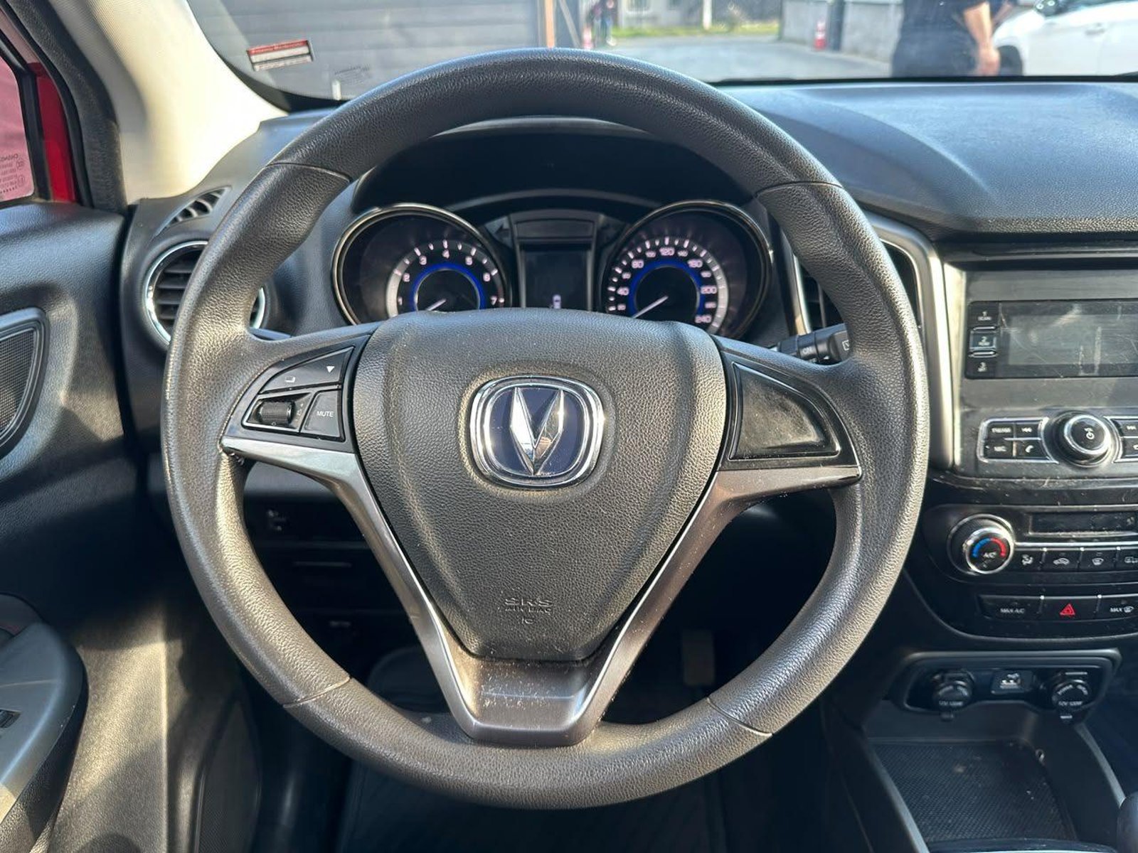 Changan CS15 2020 - Imagen 12 de 19