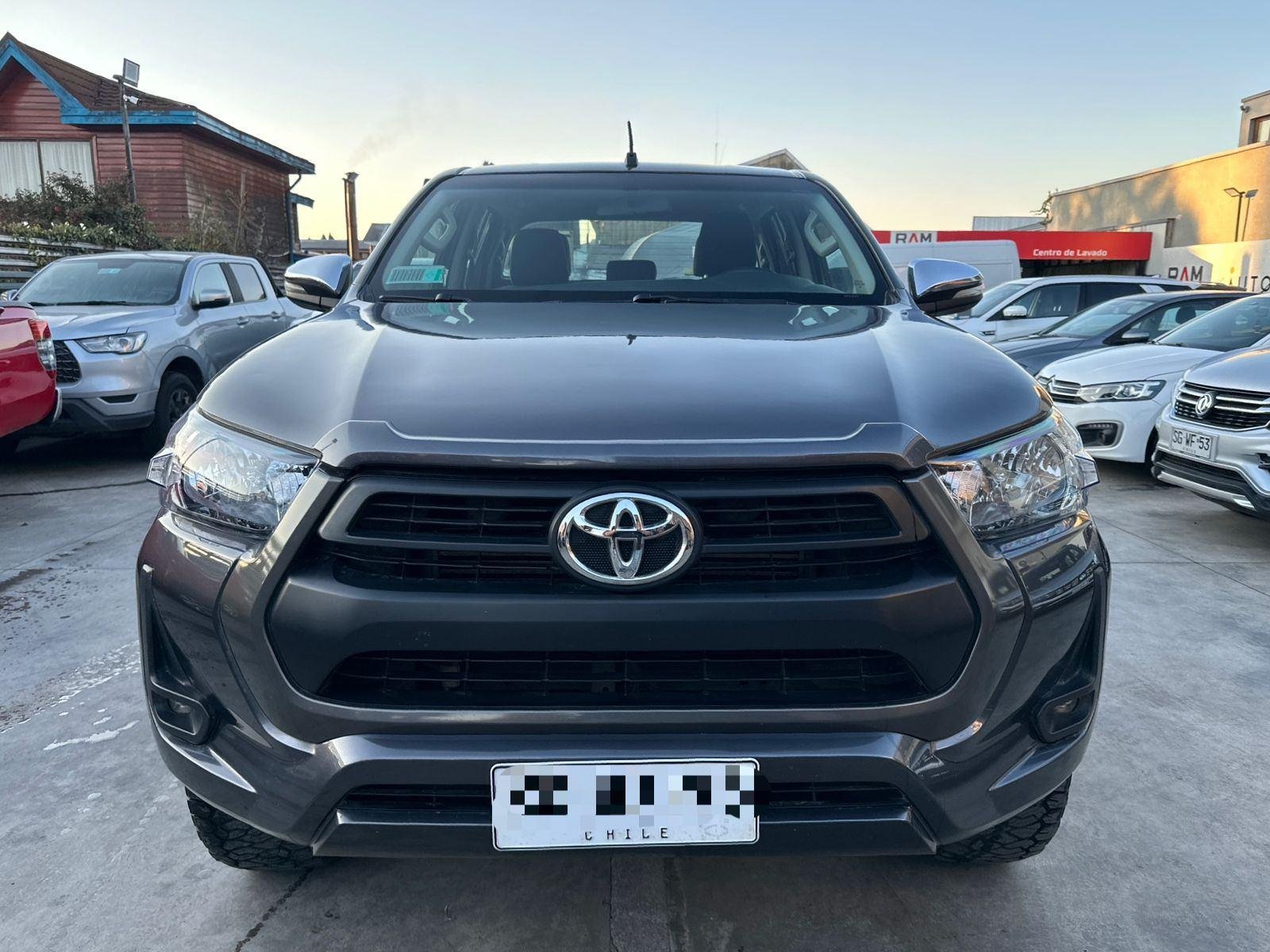 Toyota HILUX 2023 - Foto 2 de 19