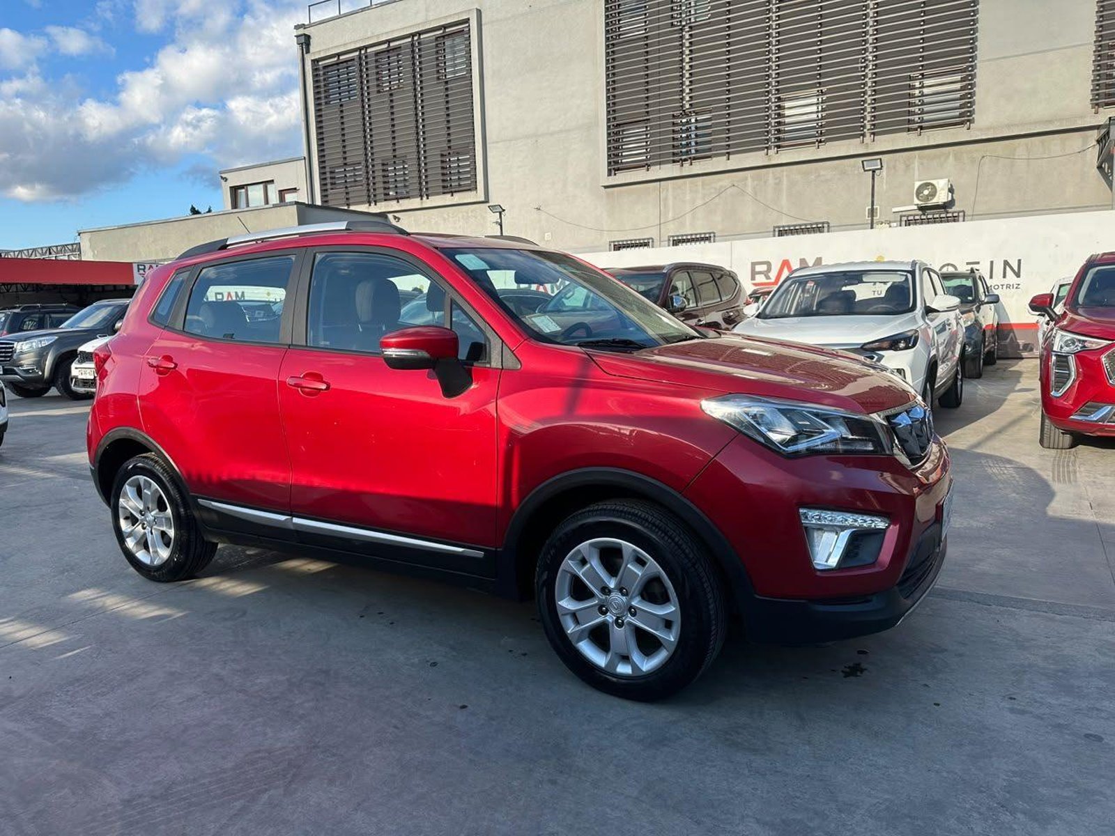 Changan CS15 2020 - Imagen 3 de 19