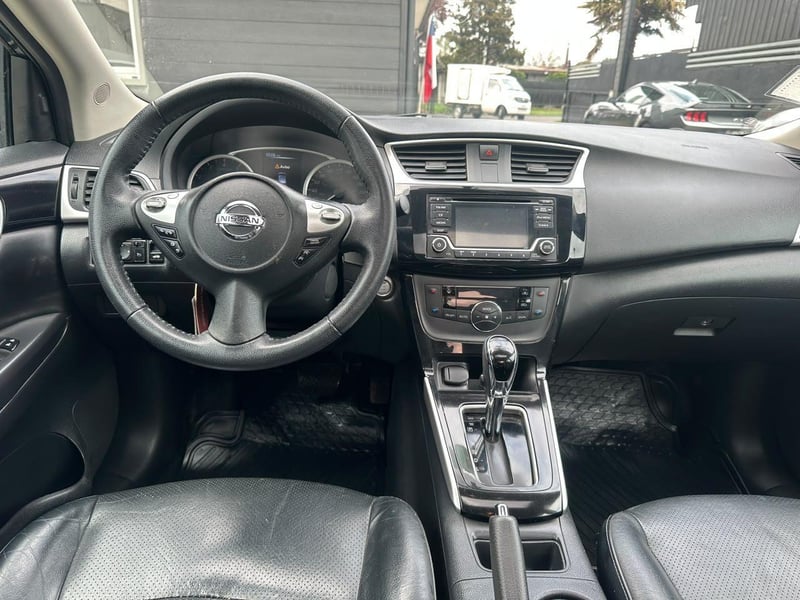 Nissan SENTRA 2019 - Imagen 8 de 18