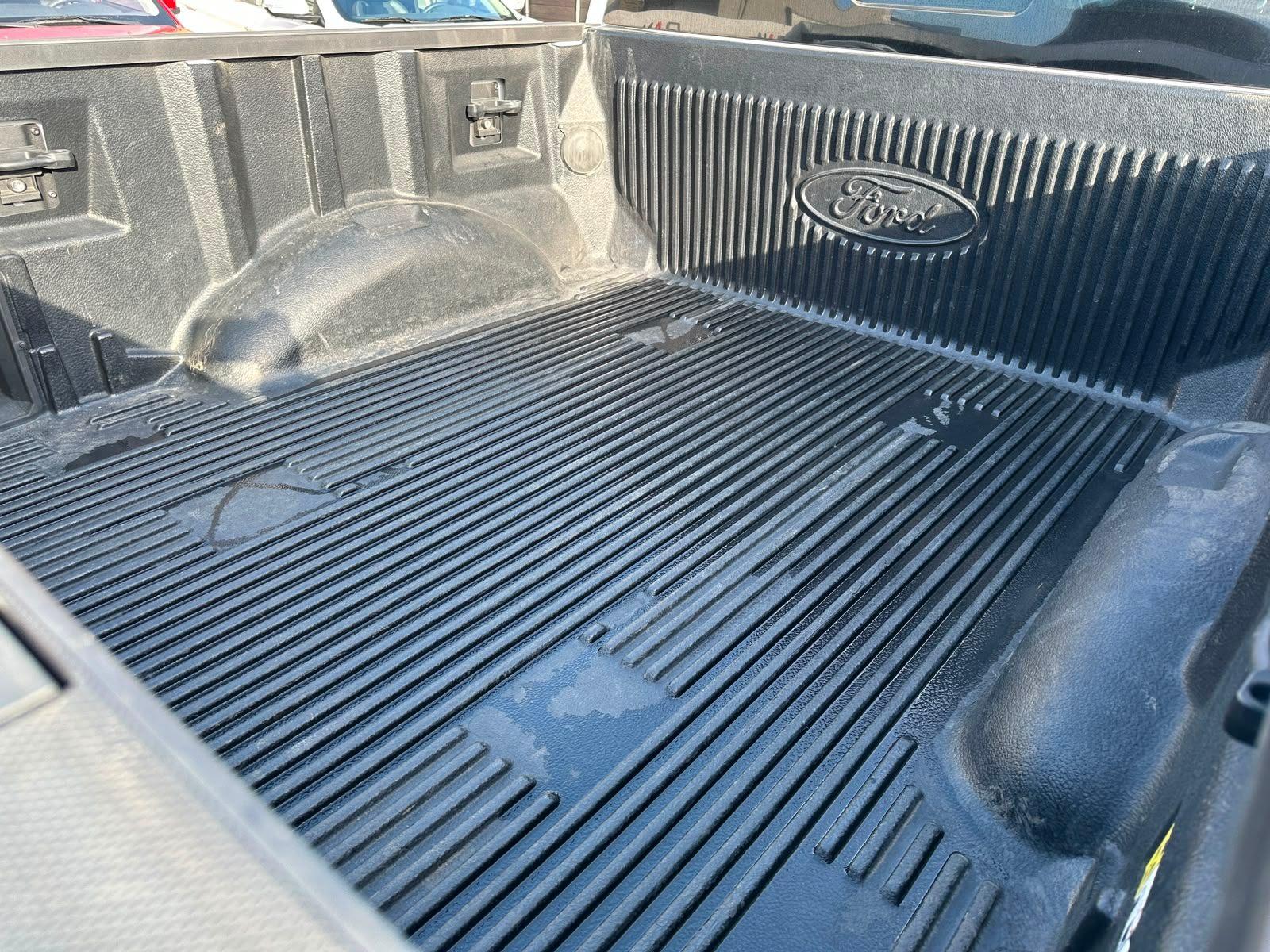 Ford F-150 2022 - Imagen 18 de 19