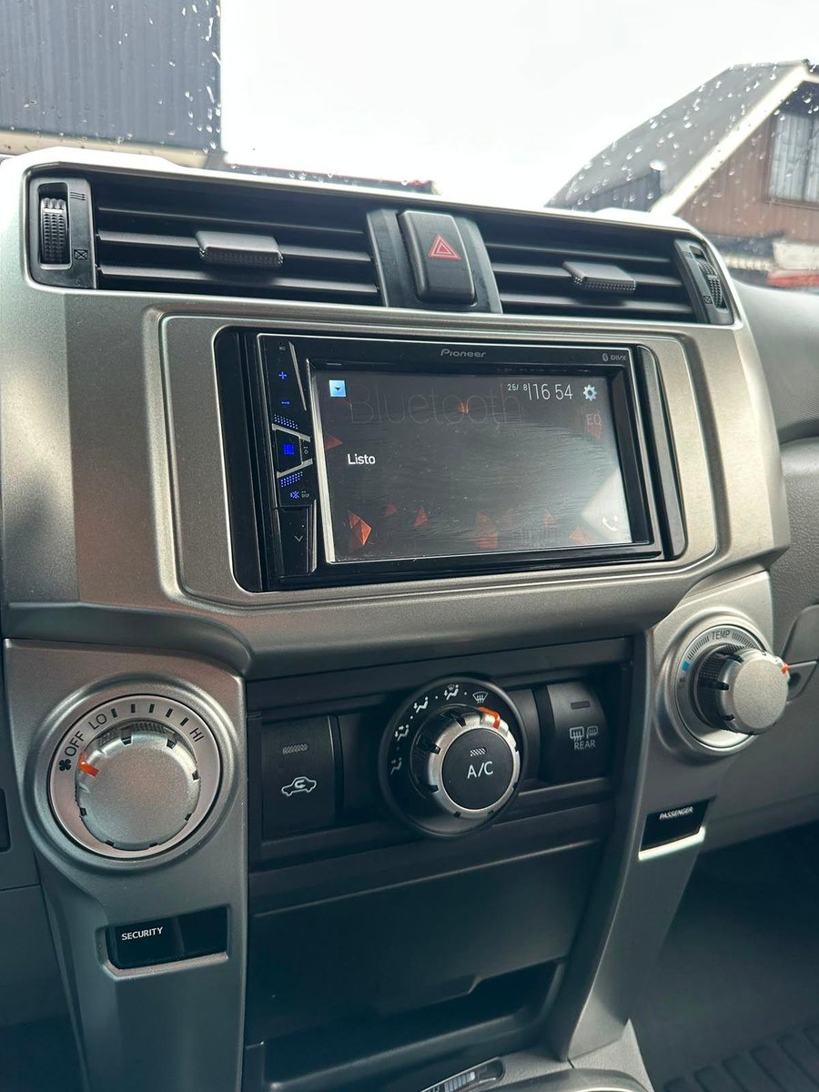 Toyota 4RUNNER 2012 - Imagen 15 de 19