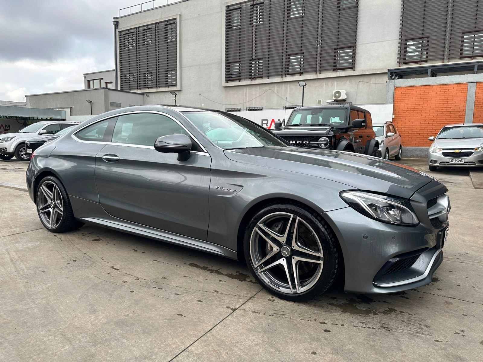 Mercedes-Benz C63 2017 - Foto 3 de 20