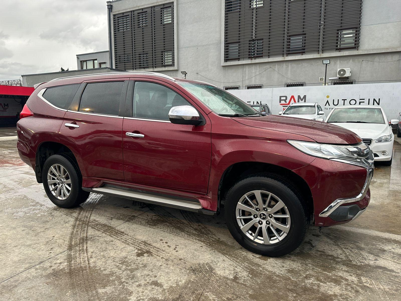 Mitsubishi MONTERO SPORT 2017 - Imagen 3 de 19