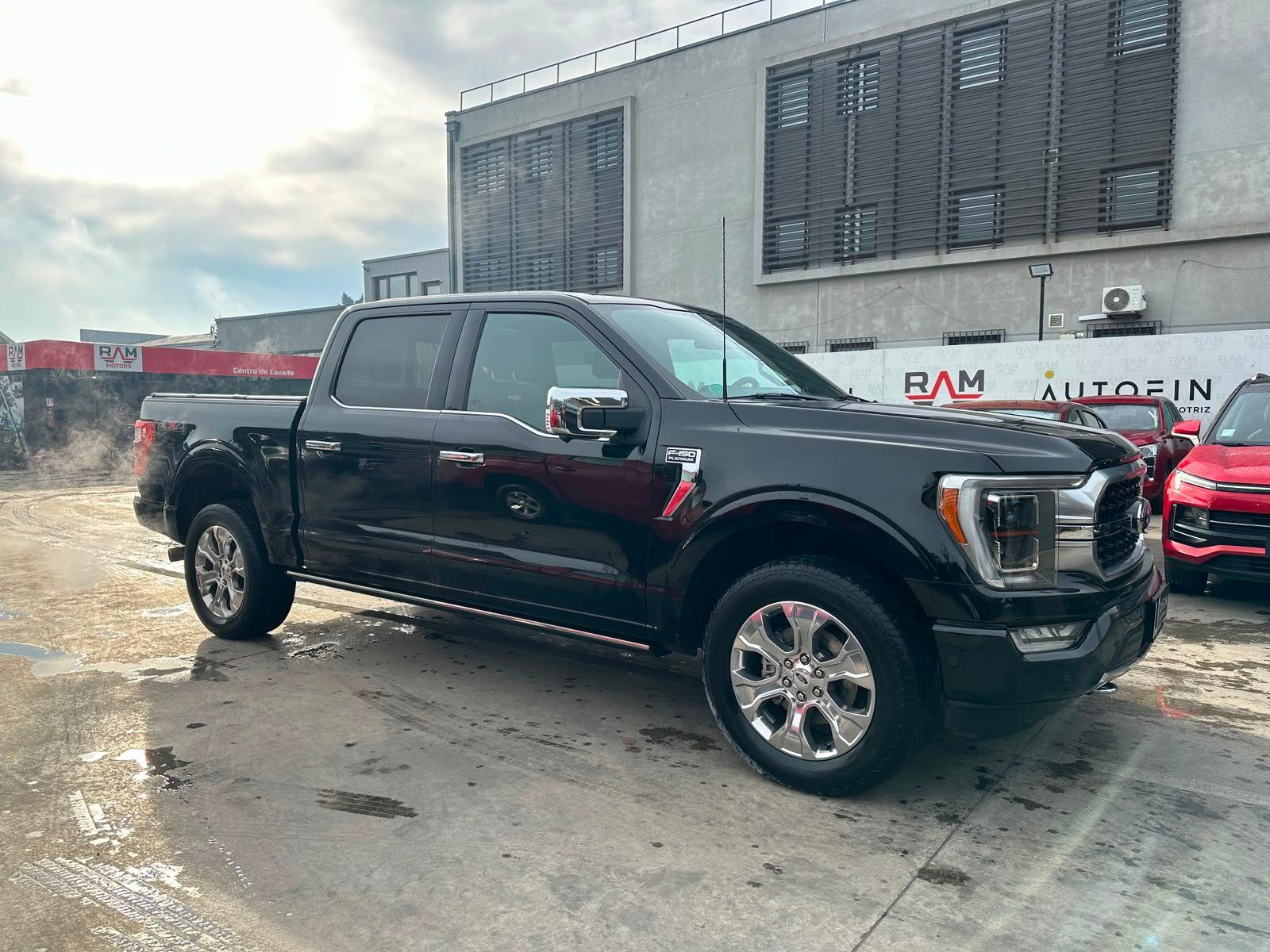 Ford F150 PLATINIUM 4X4 3.5 AT 2023 - Foto 3 de 19