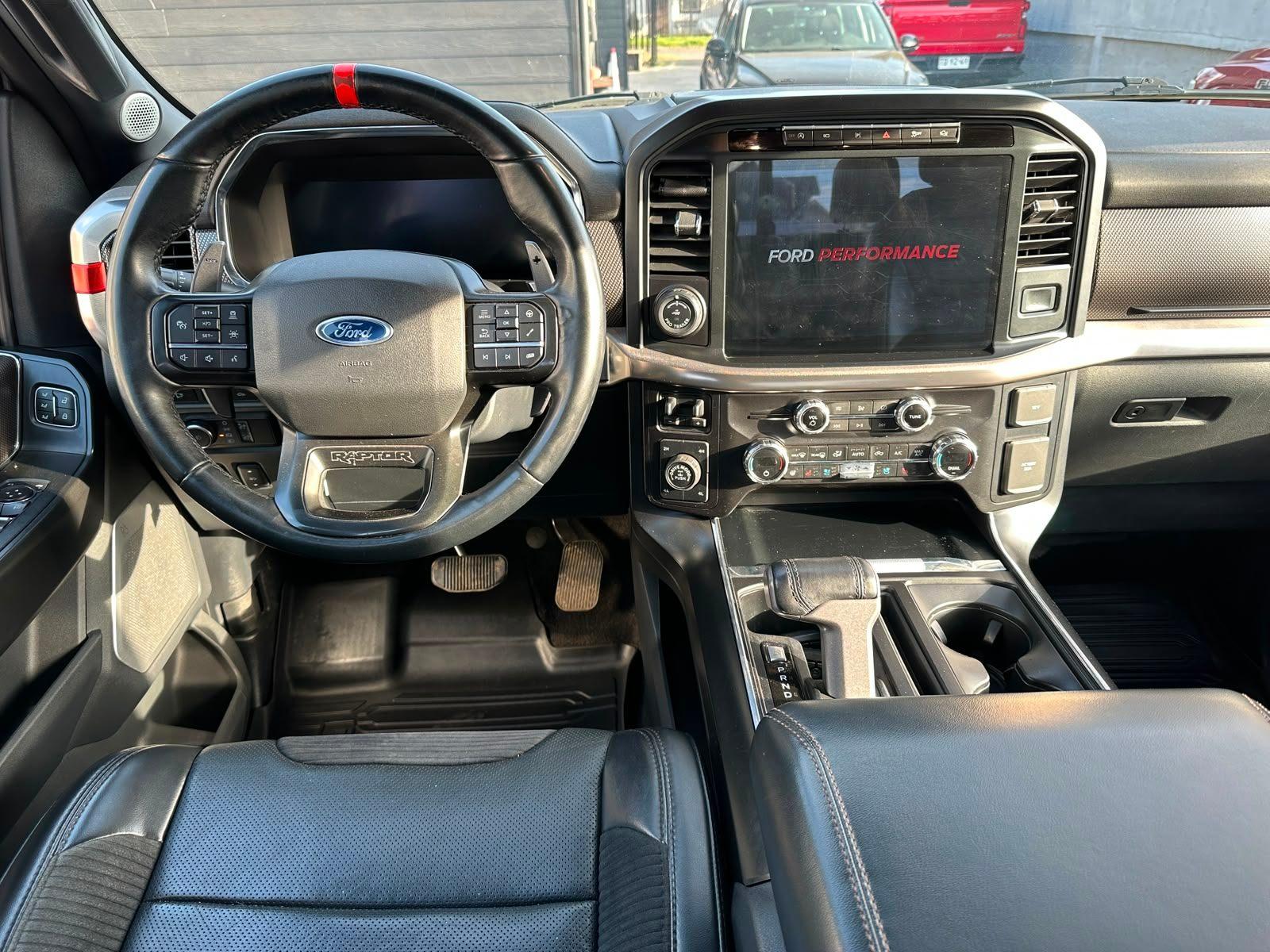 Ford F-150 2022 - Imagen 8 de 19