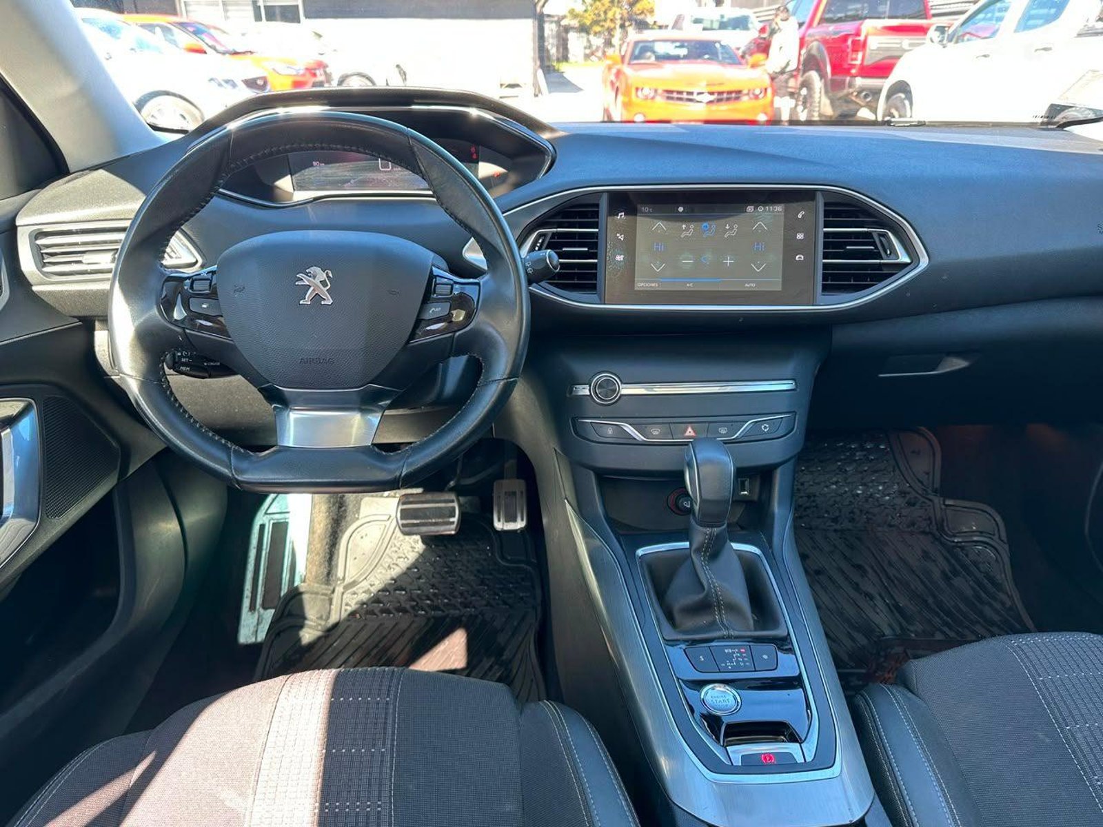 Peugeot 308 2021 - Imagen 8 de 19