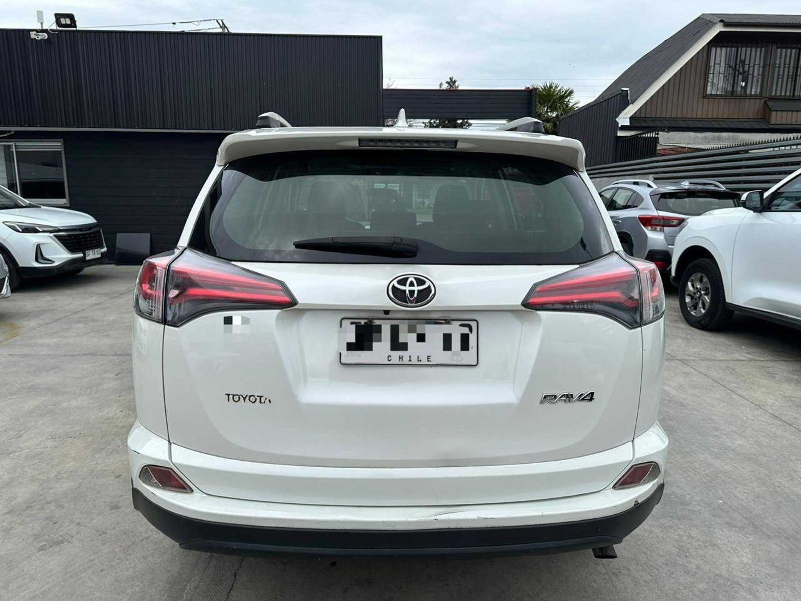 Toyota RAV4 2017 - Imagen 5 de 19