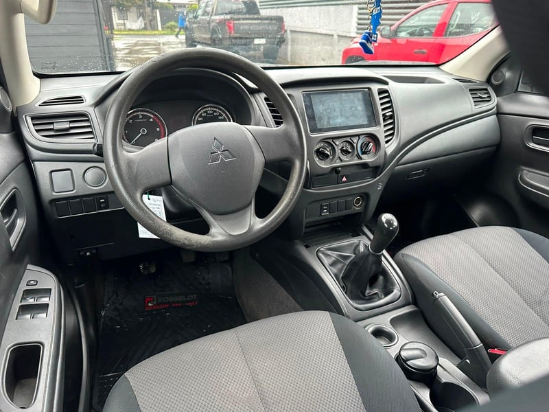 Mitsubishi L200 2021 - Imagen 17 de 19