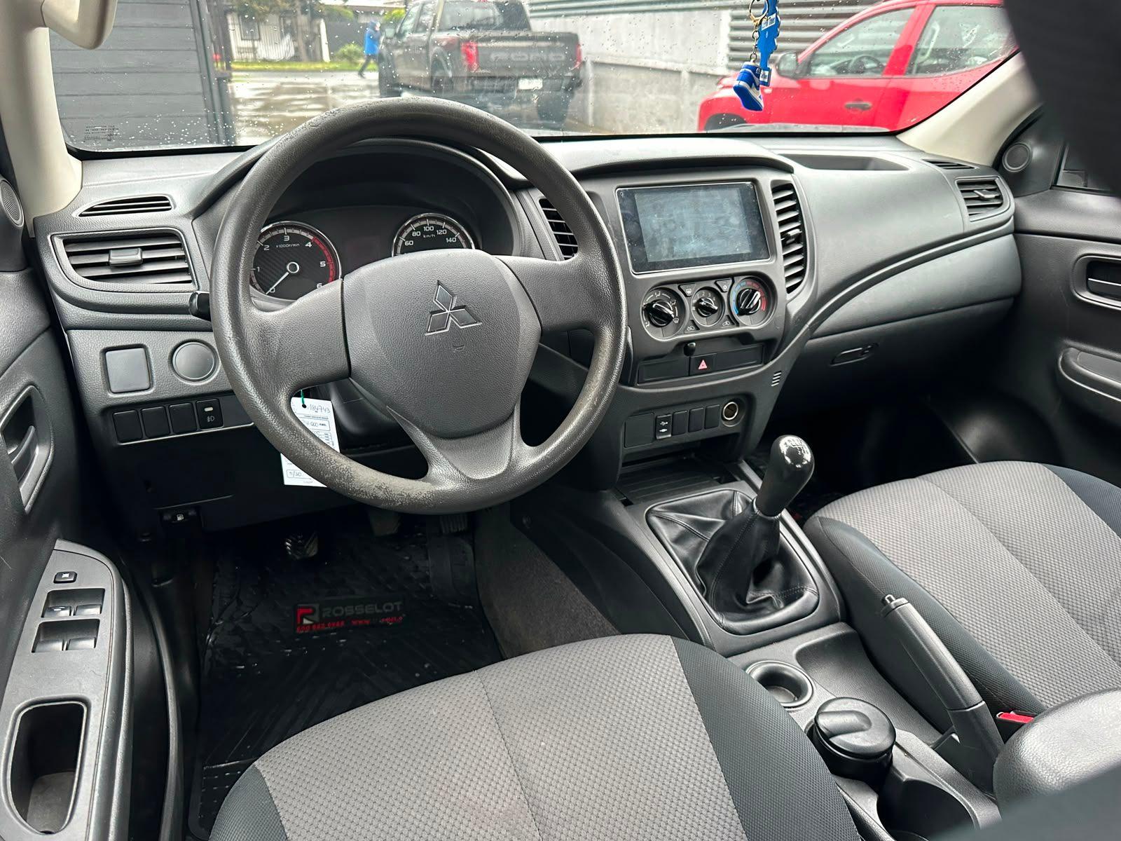 Mitsubishi L200 2021 - Imagen 17 de 19