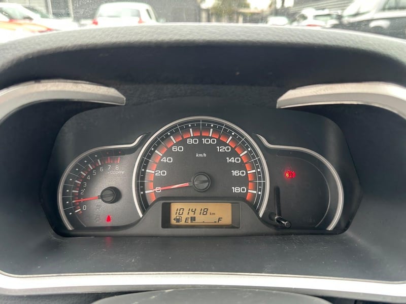 Suzuki ALTO K10 2018 - Imagen 12 de 17