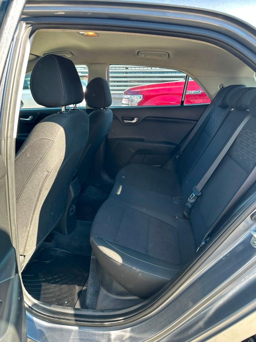 Kia RIO 5 2019 - Imagen 9 de 19