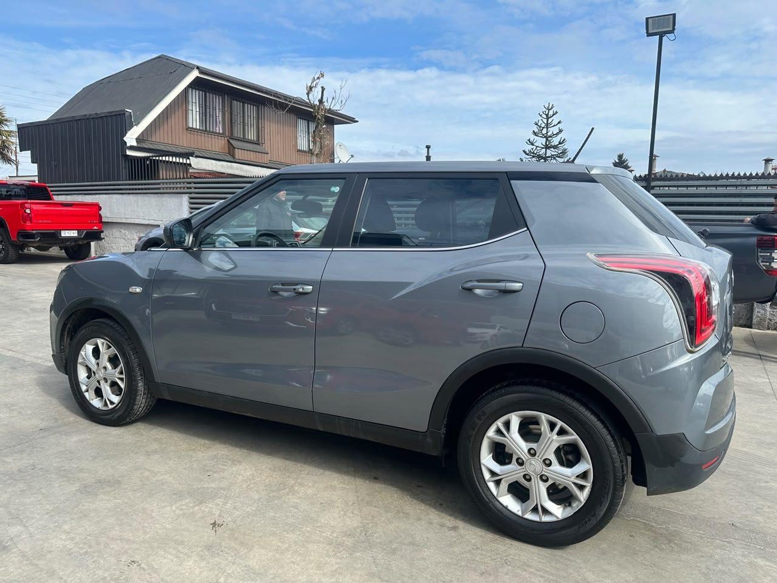SsangYong TIVOLI 2024 - Imagen 6 de 19
