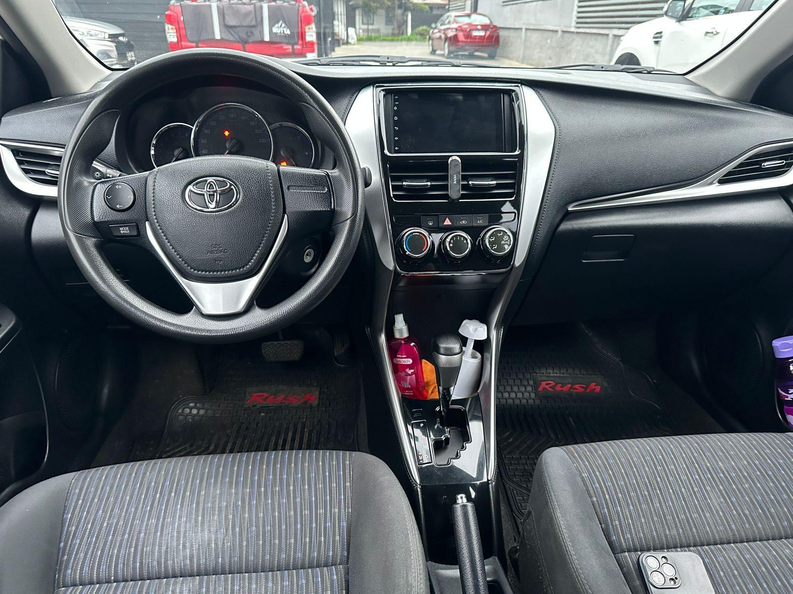 Toyota YARIS 2020 - Imagen 8 de 19