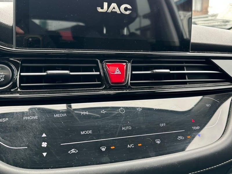 JAC JS4 2024 - Imagen 13 de 17