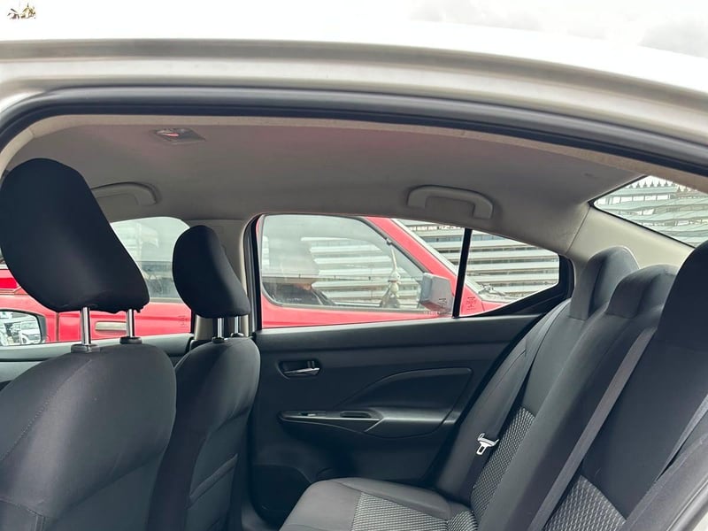 Nissan VERSA 2022 - Imagen 9 de 19