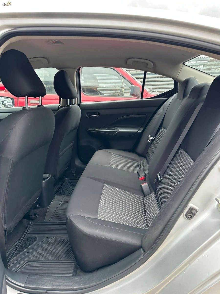 Nissan VERSA 2022 - Imagen 9 de 19
