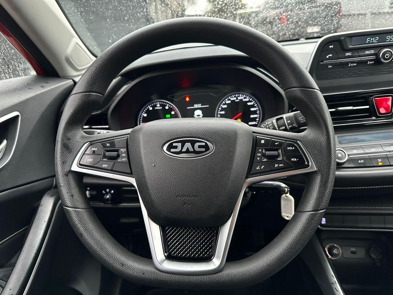 JAC JS4 2023 - Imagen 12 de 19