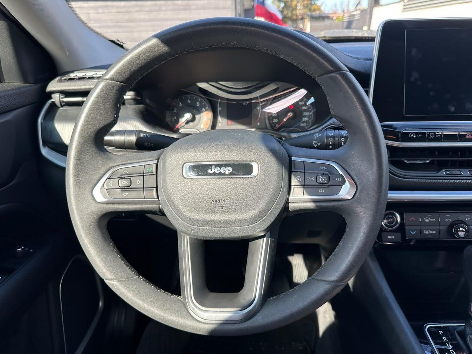 Jeep COMPASS 2023 - Imagen 12 de 19