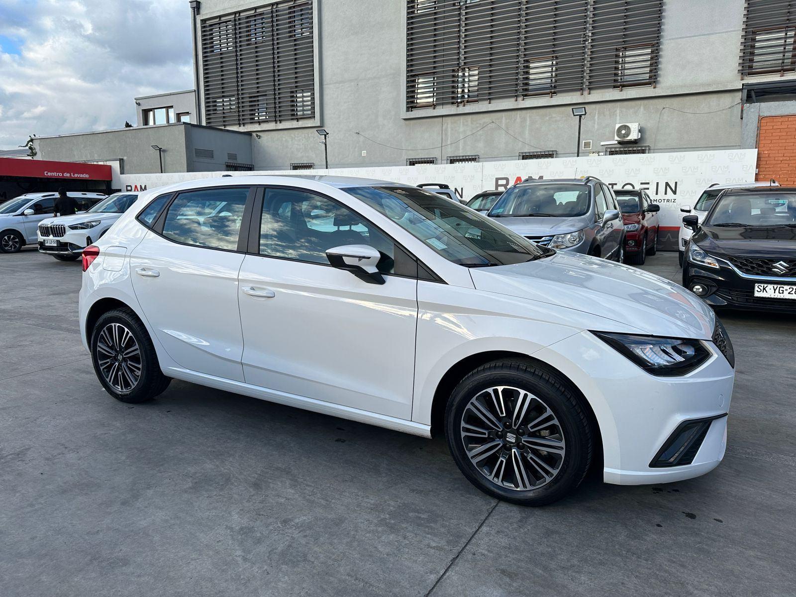 SEAT Ibiza 2023 - Foto 3 de 19