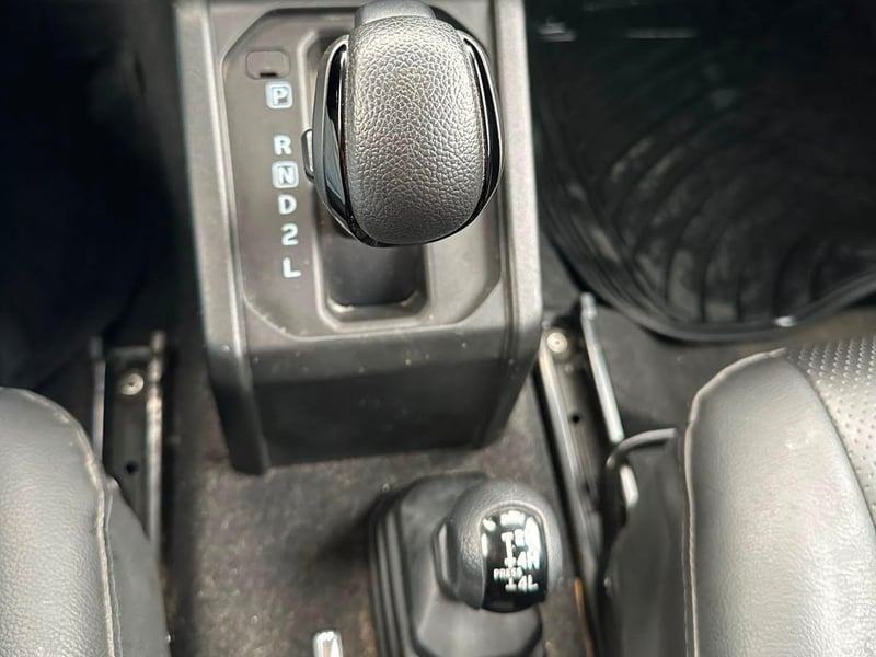 Suzuki JIMNY 2024 - Imagen 16 de 18