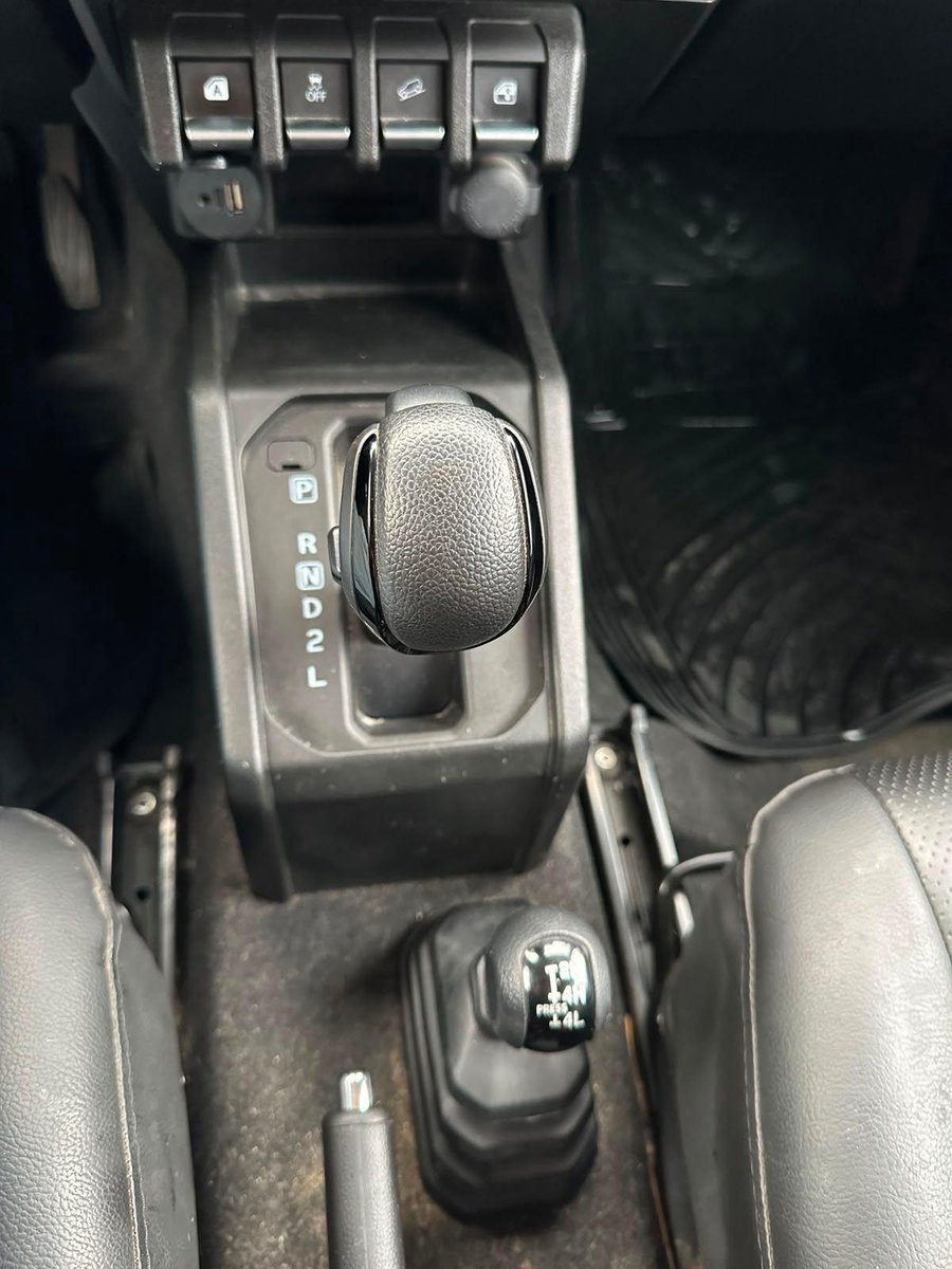 Suzuki JIMNY 2024 - Imagen 16 de 18