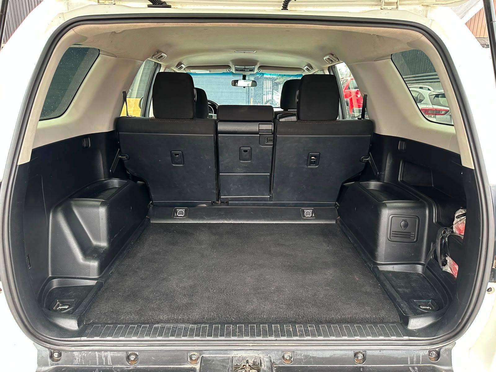 Toyota 4RUNNER 2012 - Imagen 18 de 19