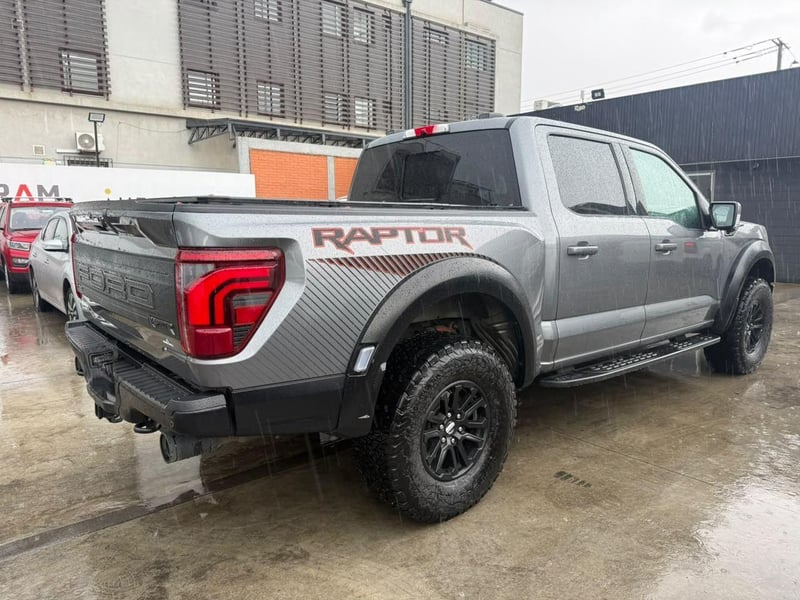 Ford F-150 2025 - Imagen 6 de 17