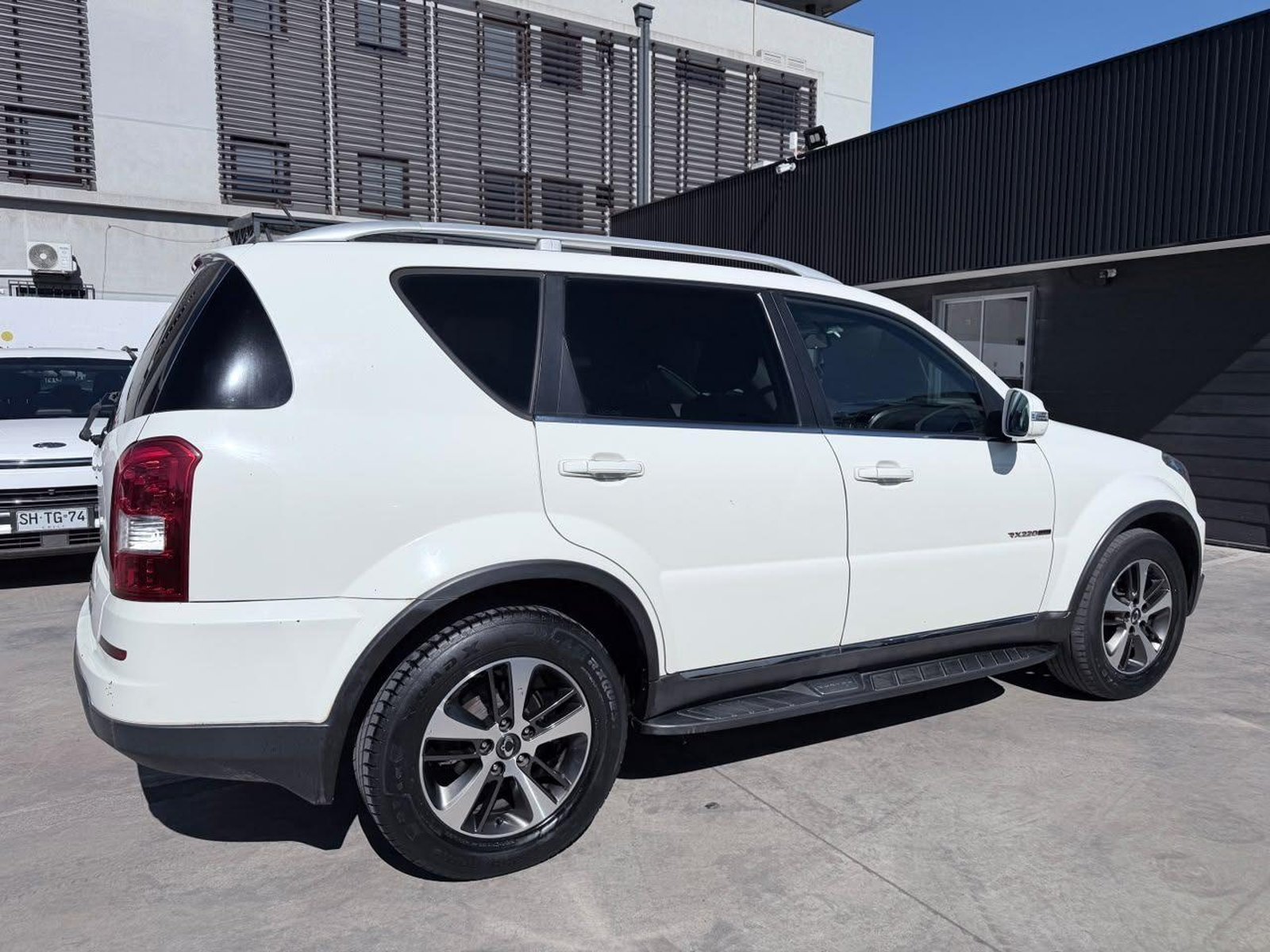 SsangYong REXTON 2017 - Foto 4 de 19