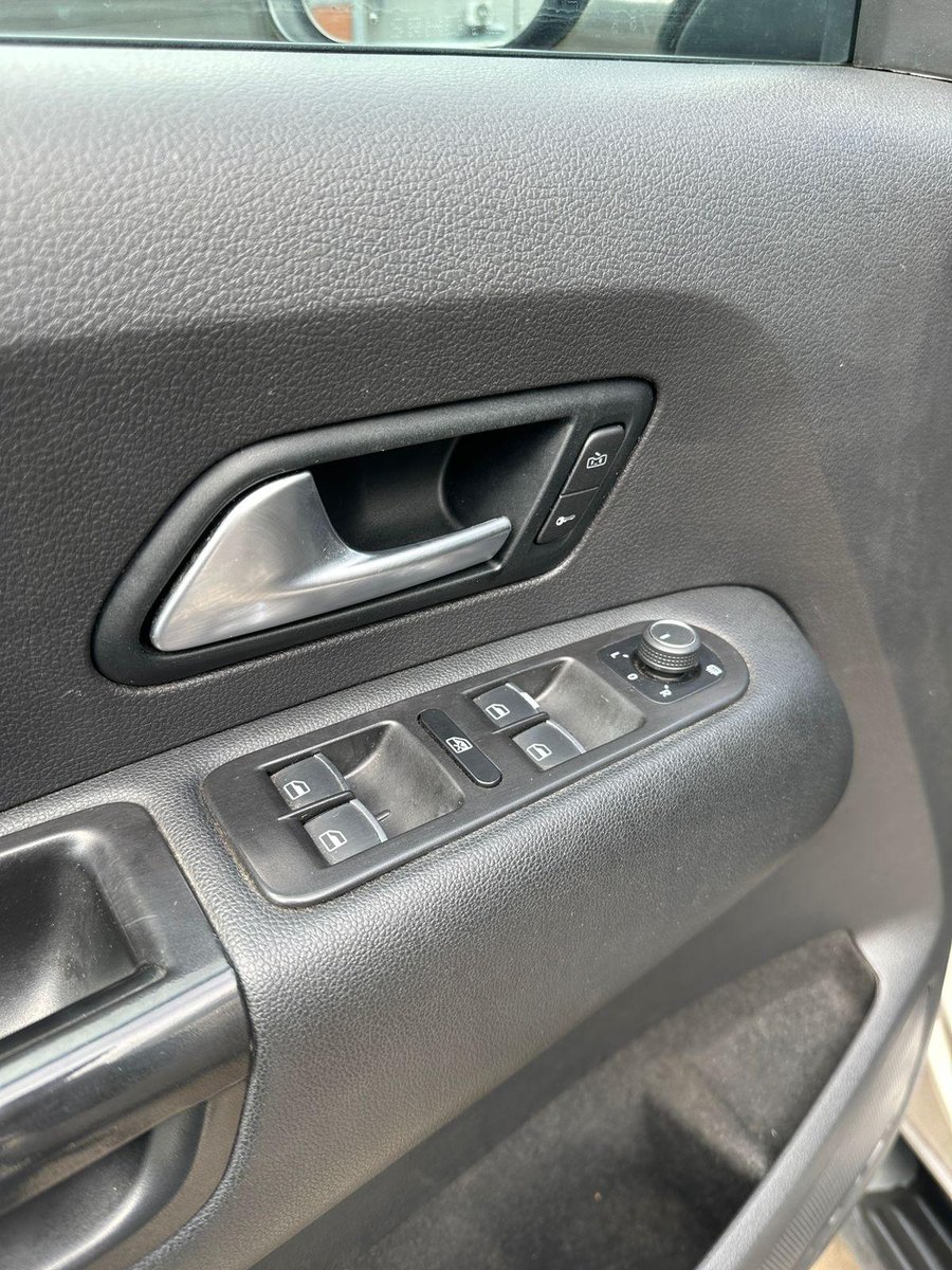 Volkswagen Amarok 2023 - Imagen 9 de 18