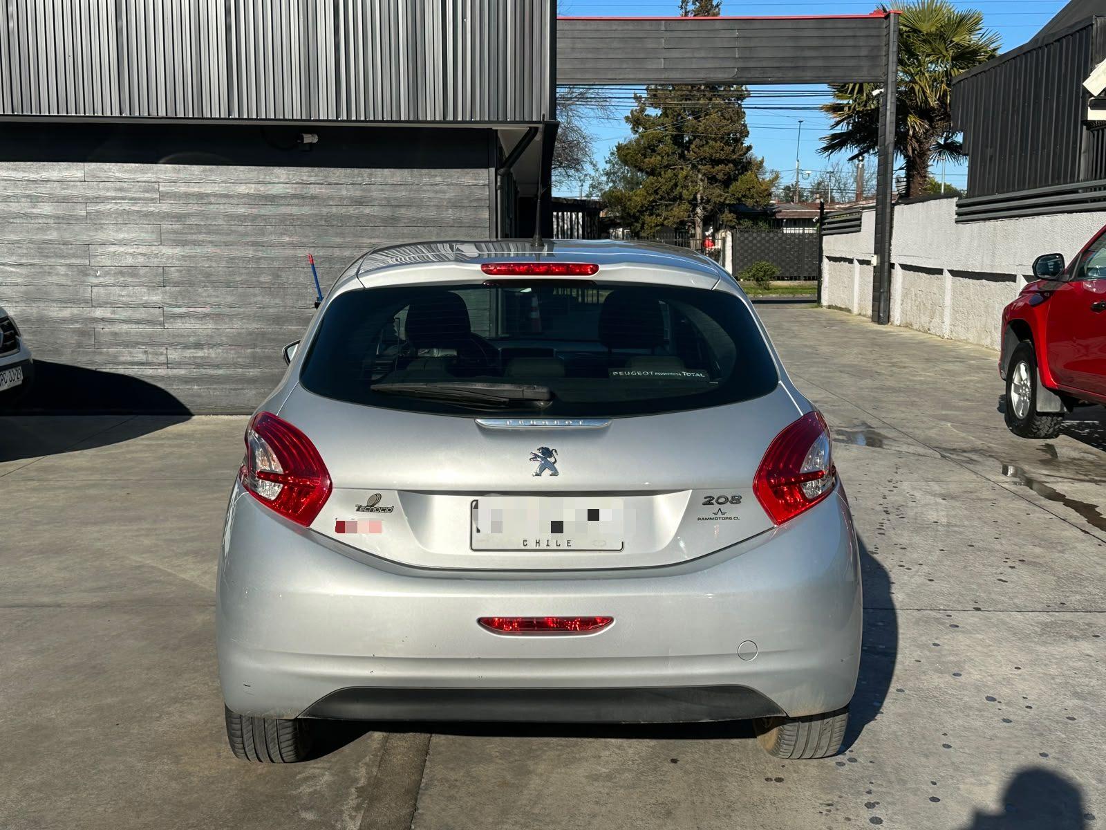 Peugeot 208 2015 - Foto 5 de 19