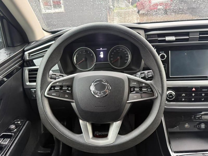 SsangYong KORANDO 2023 - Imagen 10 de 15