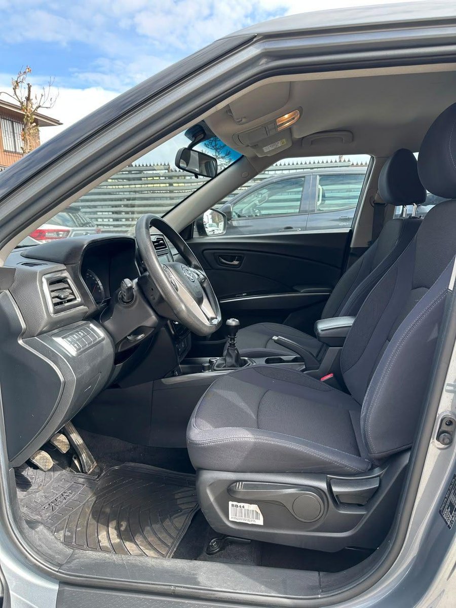 SsangYong TIVOLI 2024 - Imagen 7 de 19