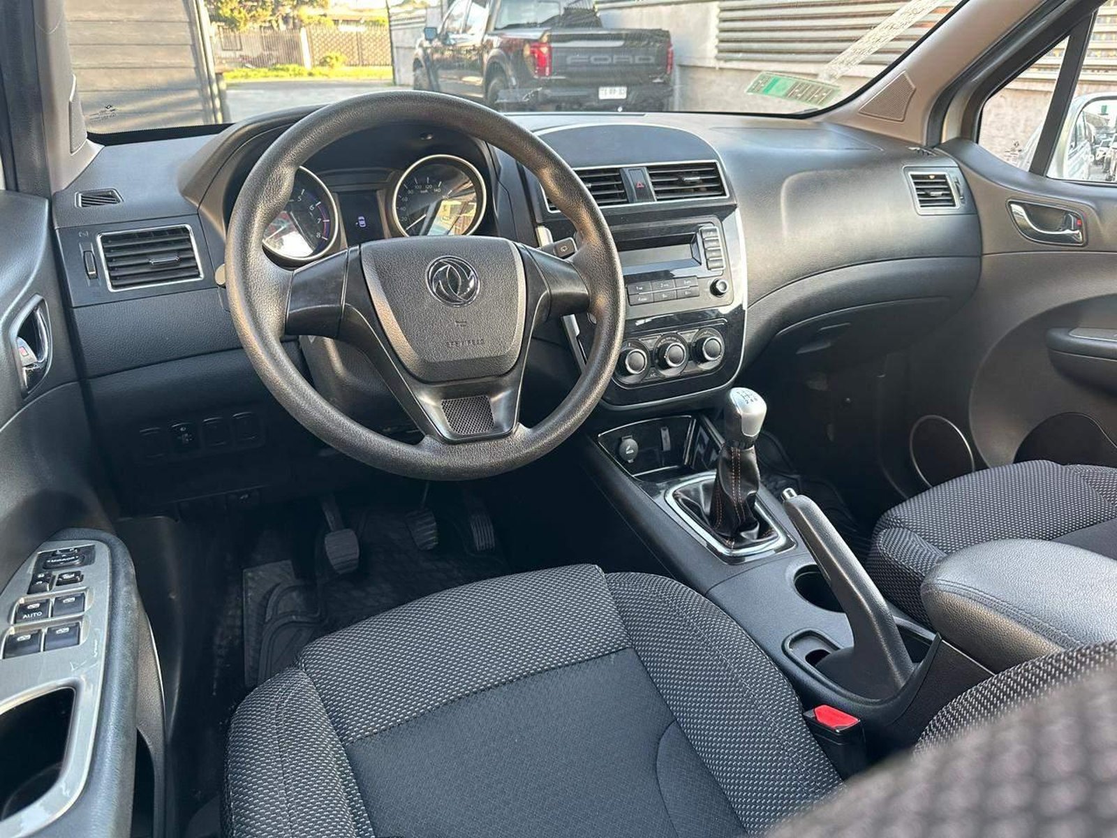Dongfeng Joyear X3 2023 - Imagen 17 de 19