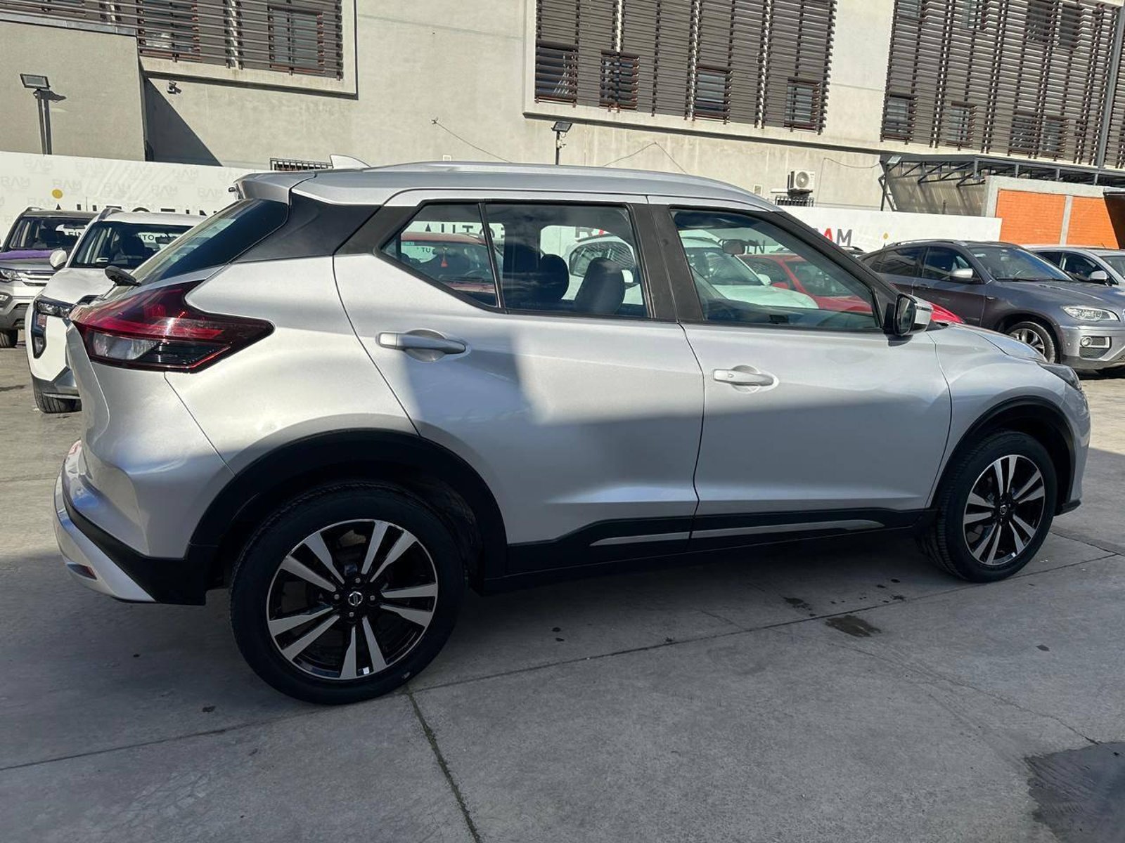 Nissan KICKS 2021 - Imagen 4 de 19