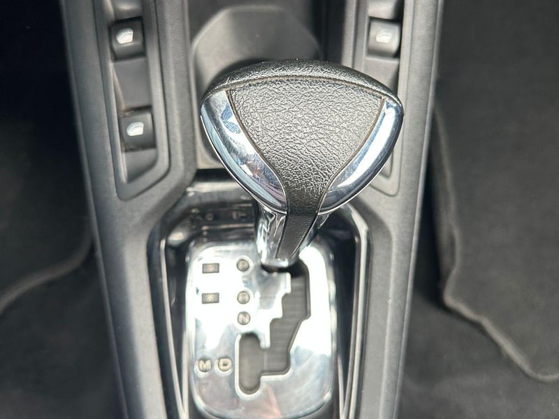 Peugeot 301 2017 - Imagen 16 de 19