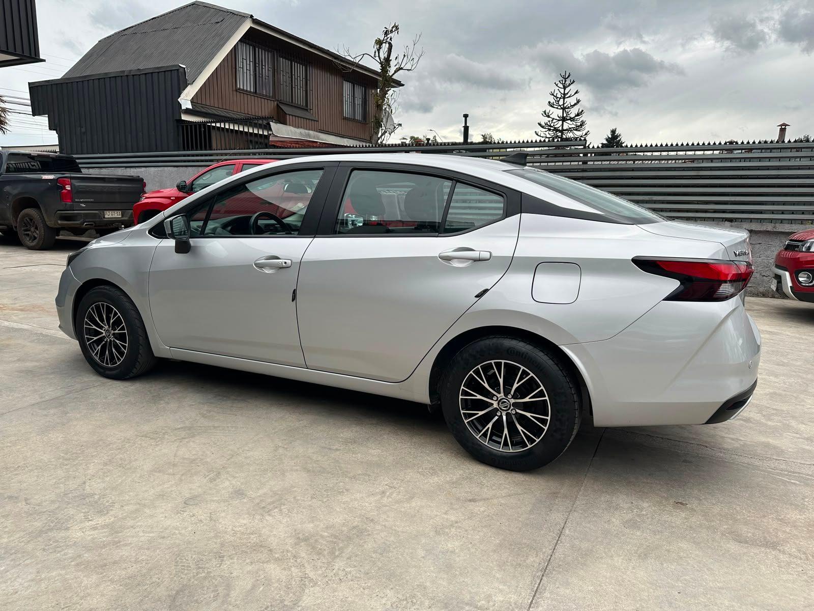 Nissan VERSA 2022 - Imagen 6 de 19