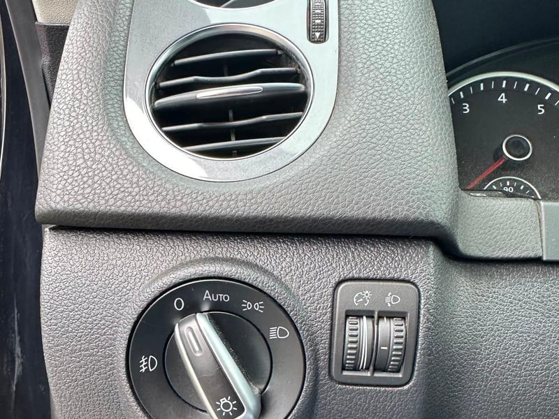 Volkswagen TIGUAN 2013 - Imagen 11 de 19