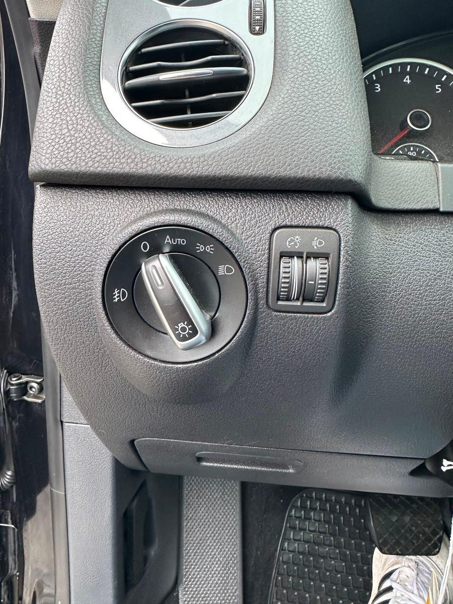 Volkswagen TIGUAN 2013 - Imagen 11 de 19