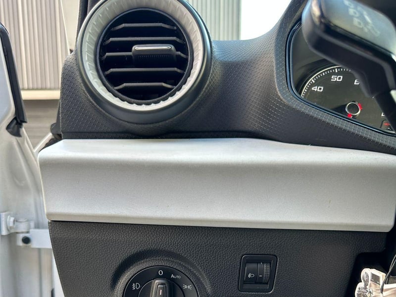 SEAT Ibiza 2023 - Imagen 11 de 19