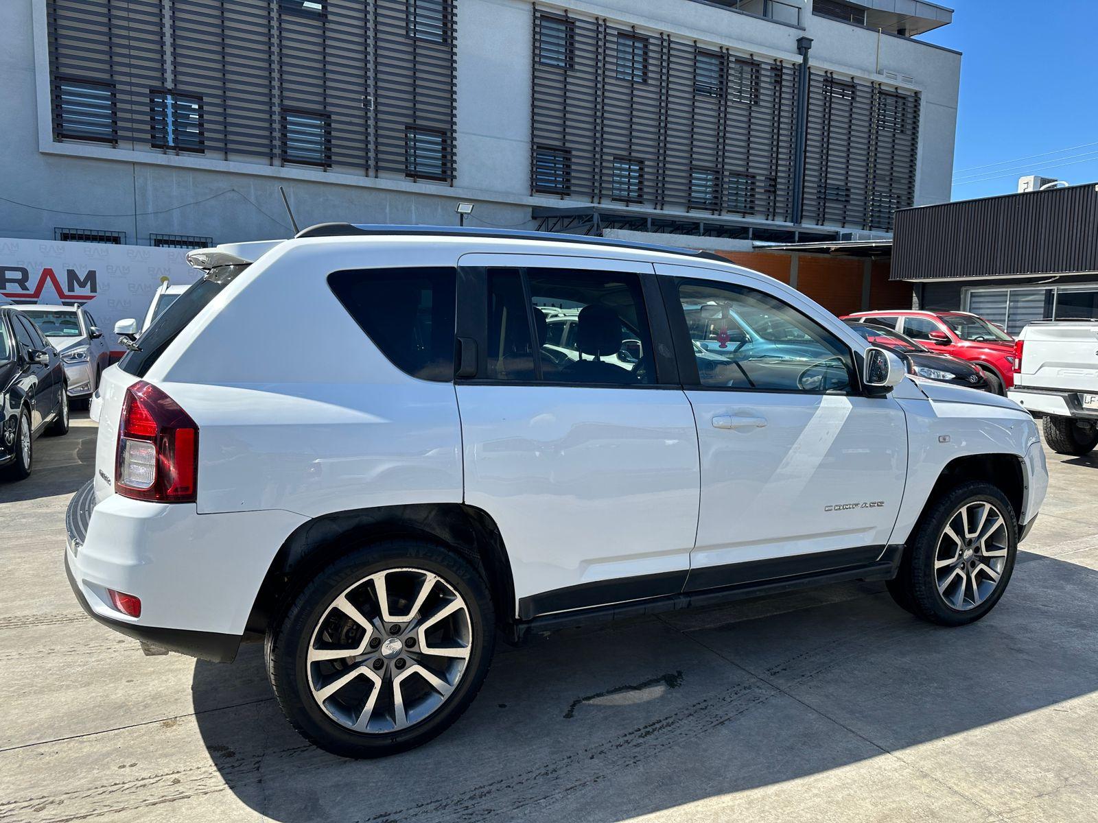 Jeep COMPASS 2015 - Foto 4 de 19