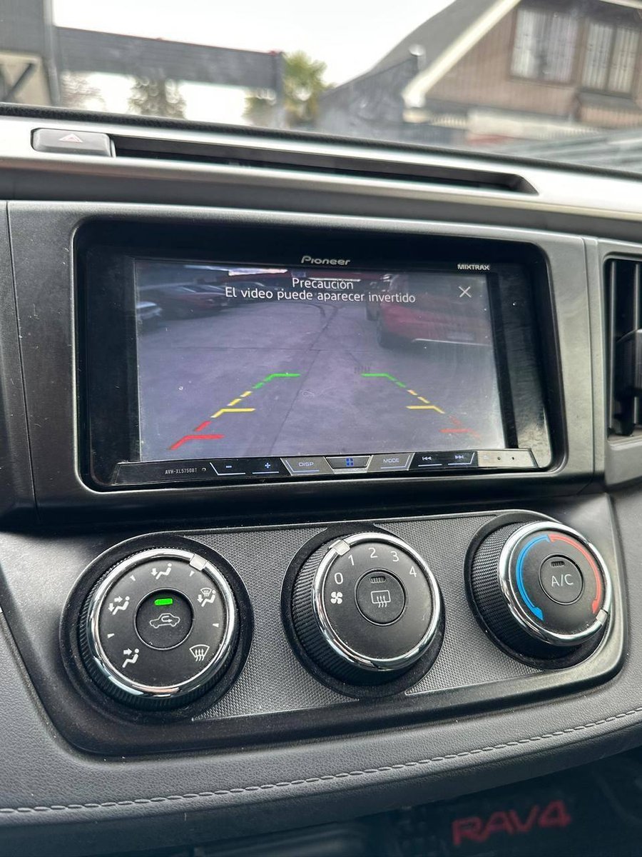Toyota RAV4 2017 - Imagen 15 de 19