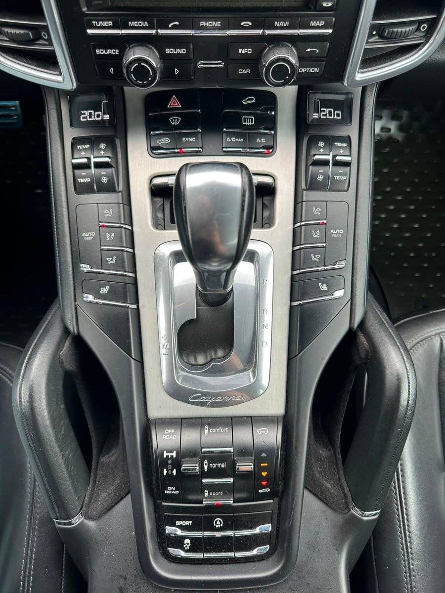 Porsche CAYENNE 2014 - Imagen 16 de 19