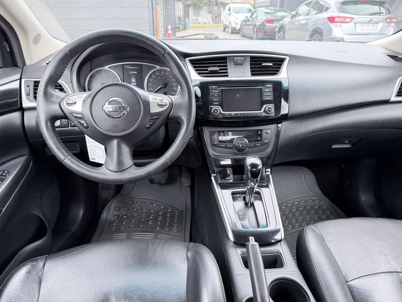 Nissan SENTRA 2017 - Imagen 8 de 19