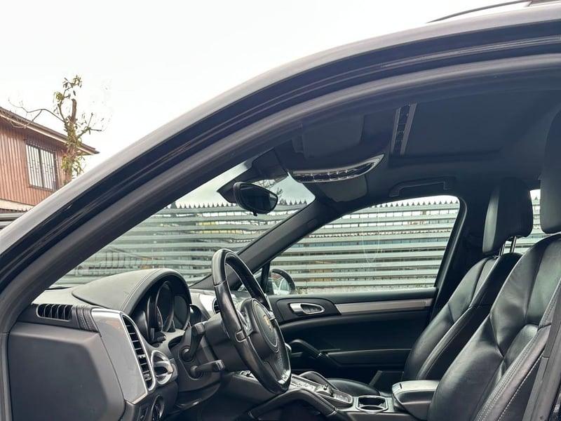 Porsche CAYENNE 2014 - Imagen 7 de 19
