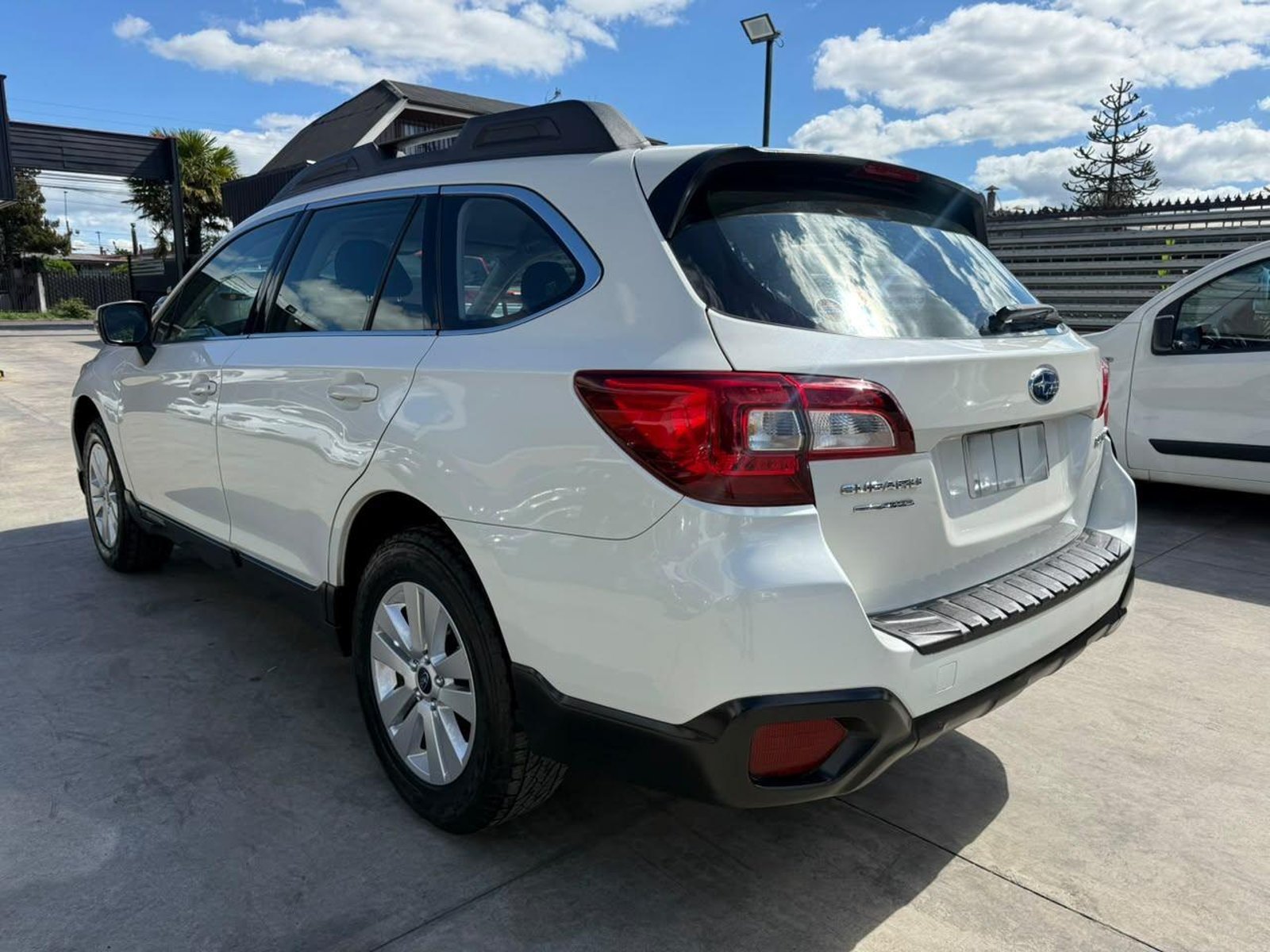 Subaru OUTBACK 2017 - Foto 4 de 17