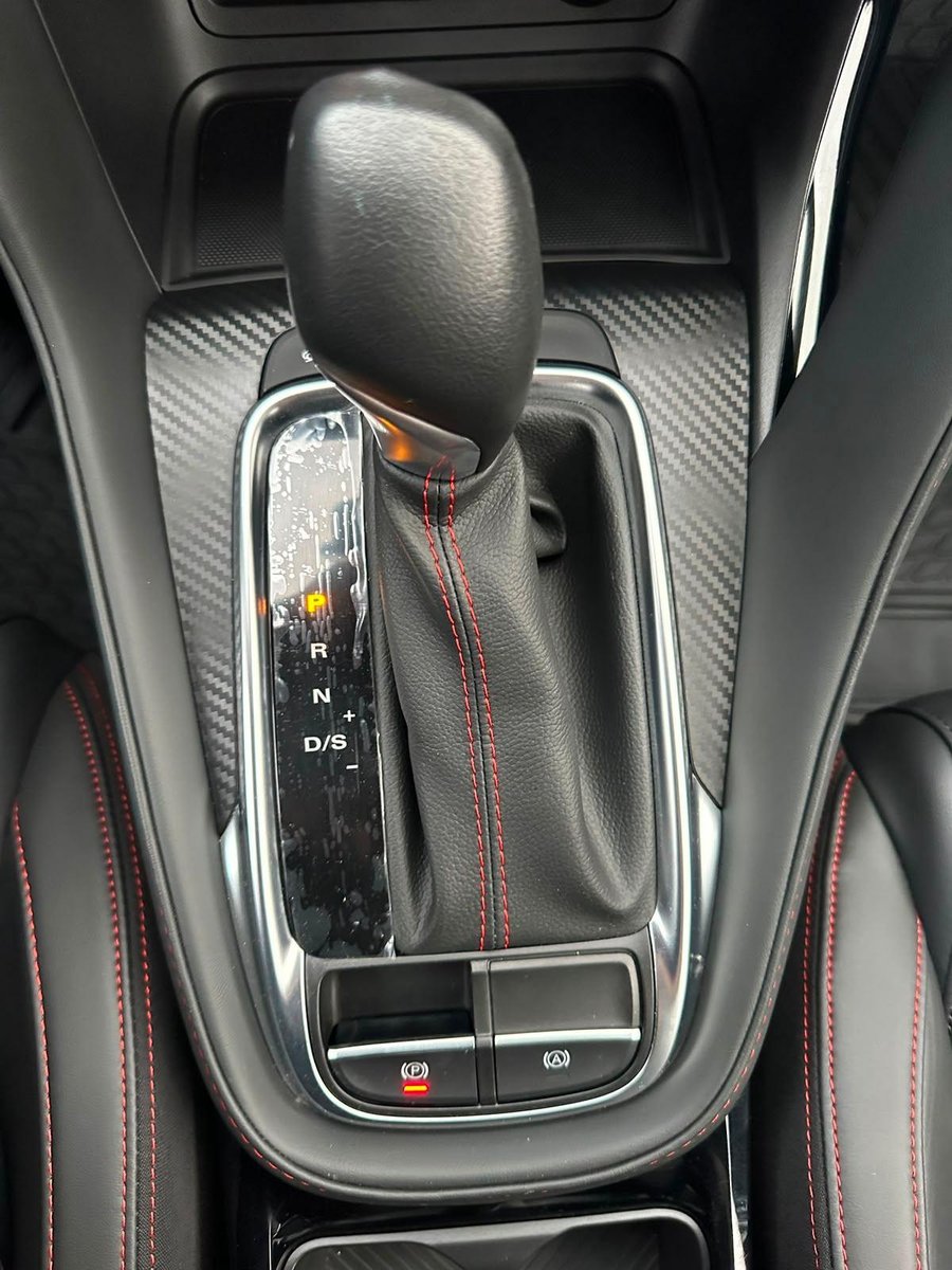 MG ZX 2026 - Imagen 16 de 19