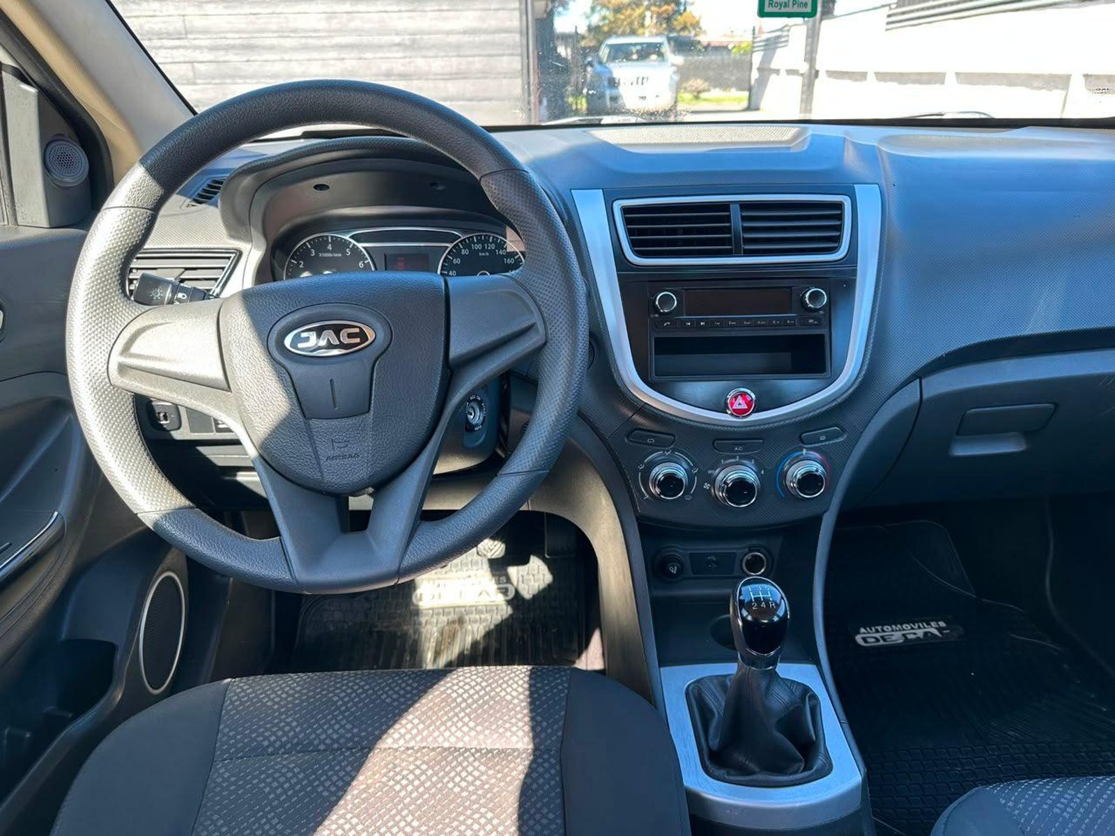 JAC J4 2021 - Imagen 8 de 19