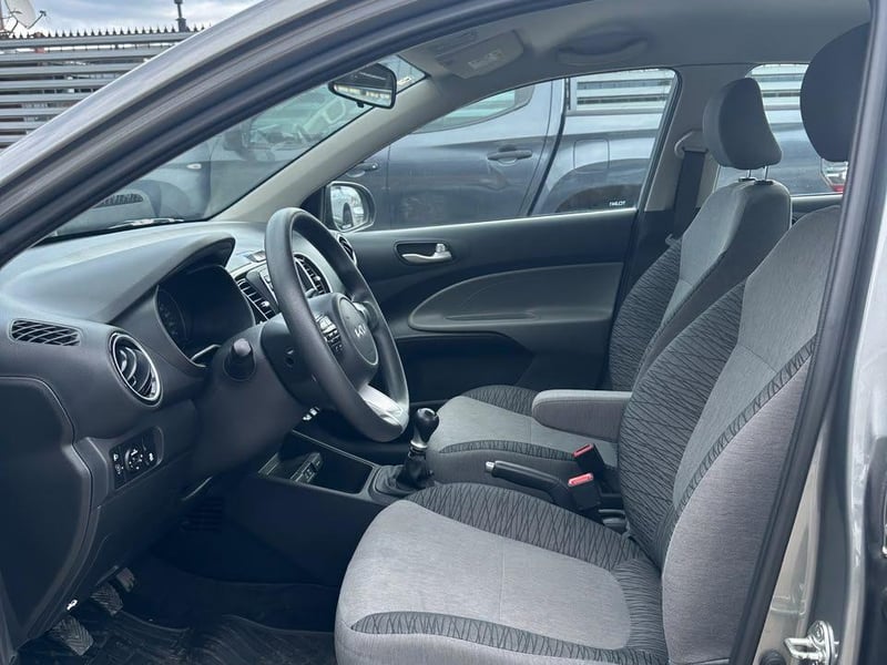 Kia SOLUTO 2024 - Imagen 7 de 19